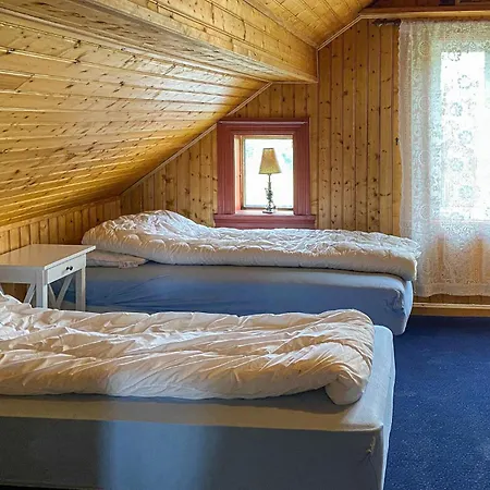 3 Bedroom Lovely In Nerlandsoy * Fosnavåg